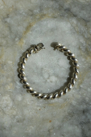 CROISSANT BRACELET