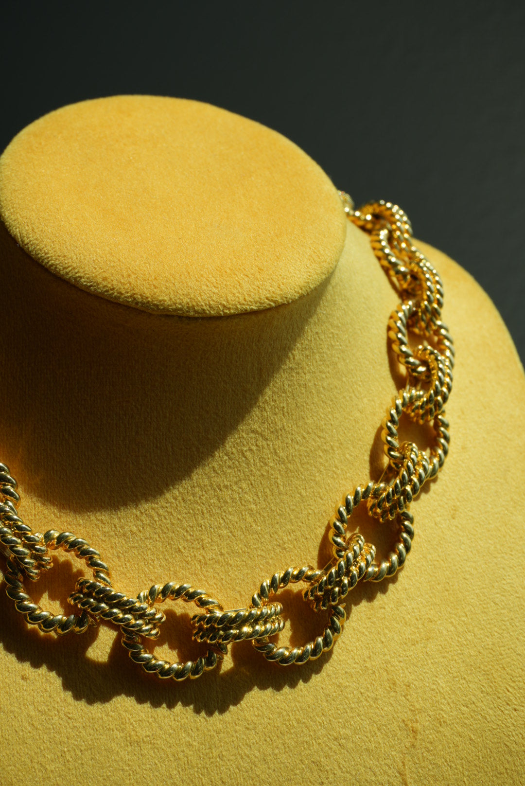 CRULLER CHAINS