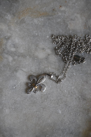 FLEUR DE LIS