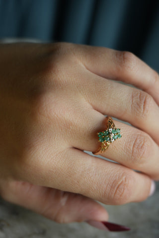 14K EMERALD FLOWER RING