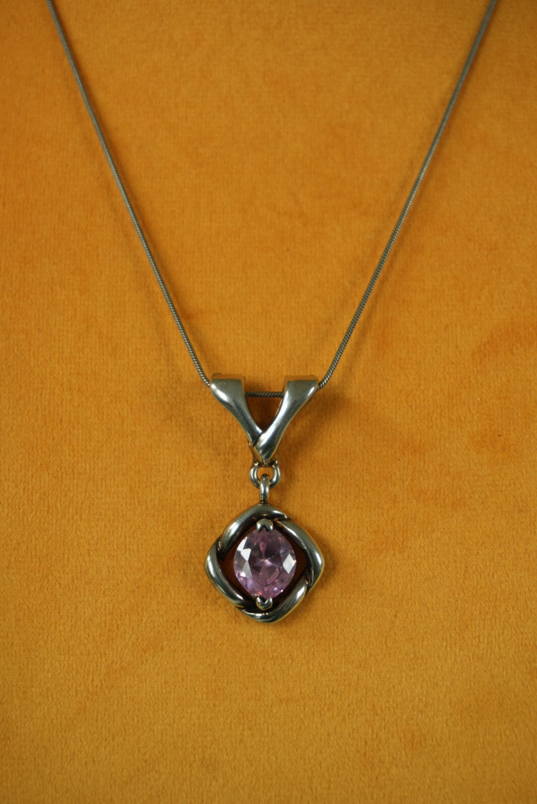 PINK LADY NECKLACE