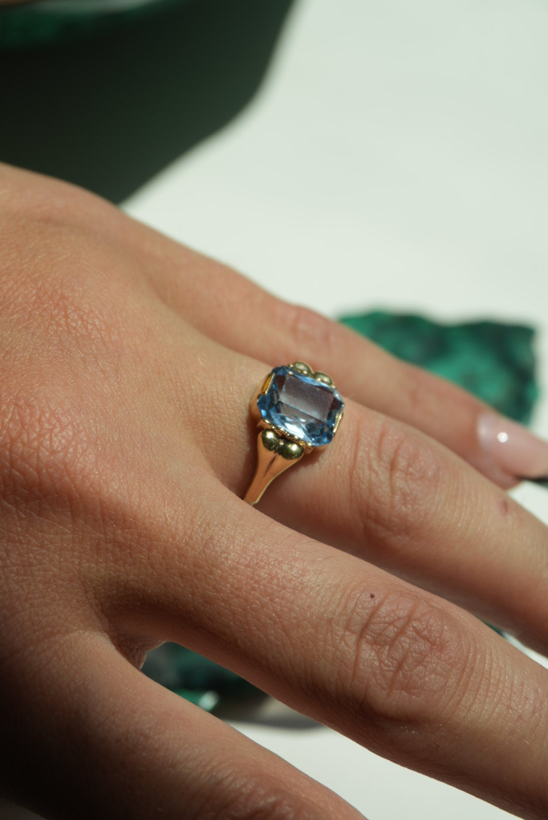 VINTAGE TOPAZ