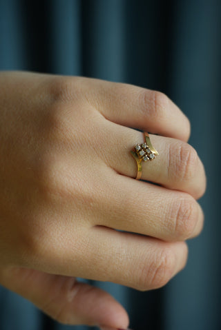 14K MINI DIAMOND CLUSTER RING