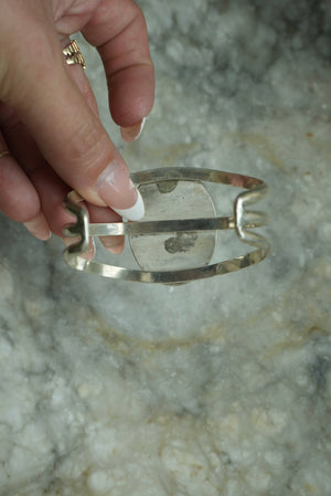 NATIVE AGATE CUFF