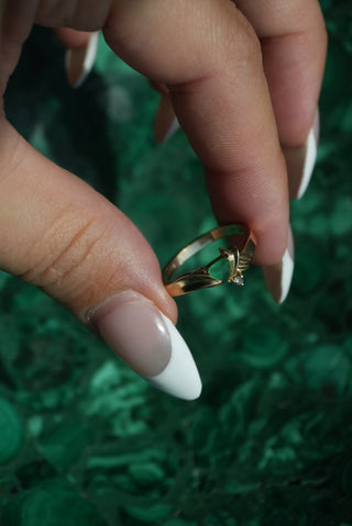 10K EMERALD & DIAMOND RING