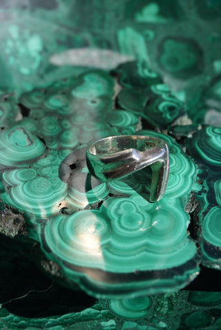 MODERNIST WORLD SZ 8.5