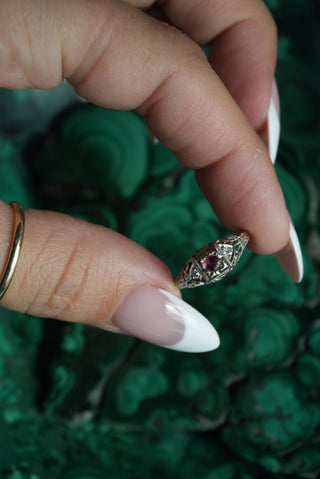 18K ANTIQUE WHITE GOLD & RUBY RING