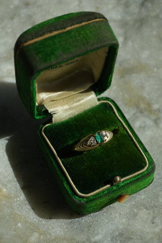 14k Emerald & Diamond Ring