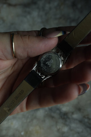 THROWBACK - LEATHER AND STAINLESS WATCH
