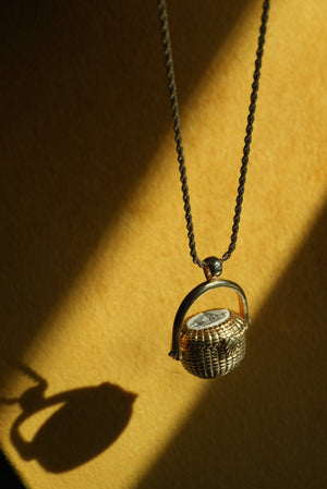 NANTUCKET BASKET NECKLACE