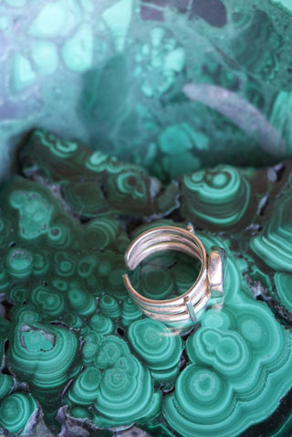 ONE & ONLY SIGNET RING