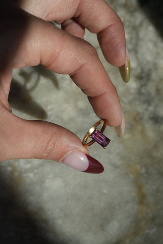 UNEXPECTED ENGAGEMENT SZ 5.5