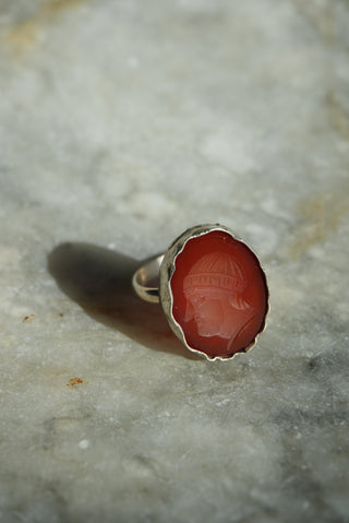 CARVED CARNELIAN SZ 9.5