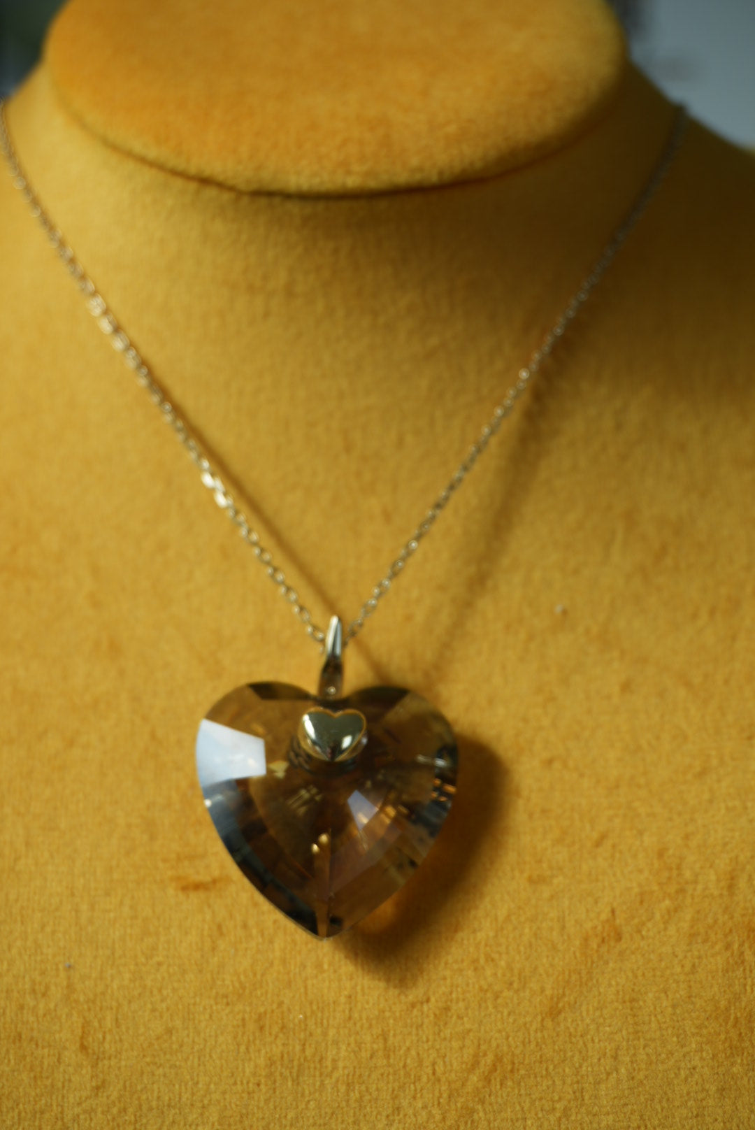 RARE SWAROVSKI CRYSTAL HEART NECKLACE