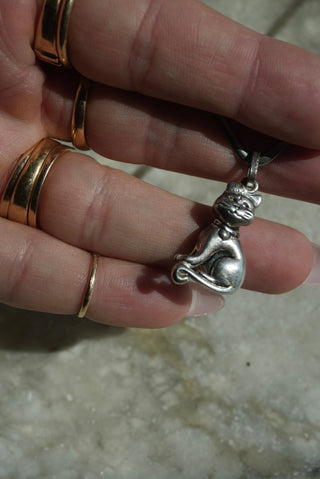 Miss Meow - Sterling V Collar Kitty Necklace