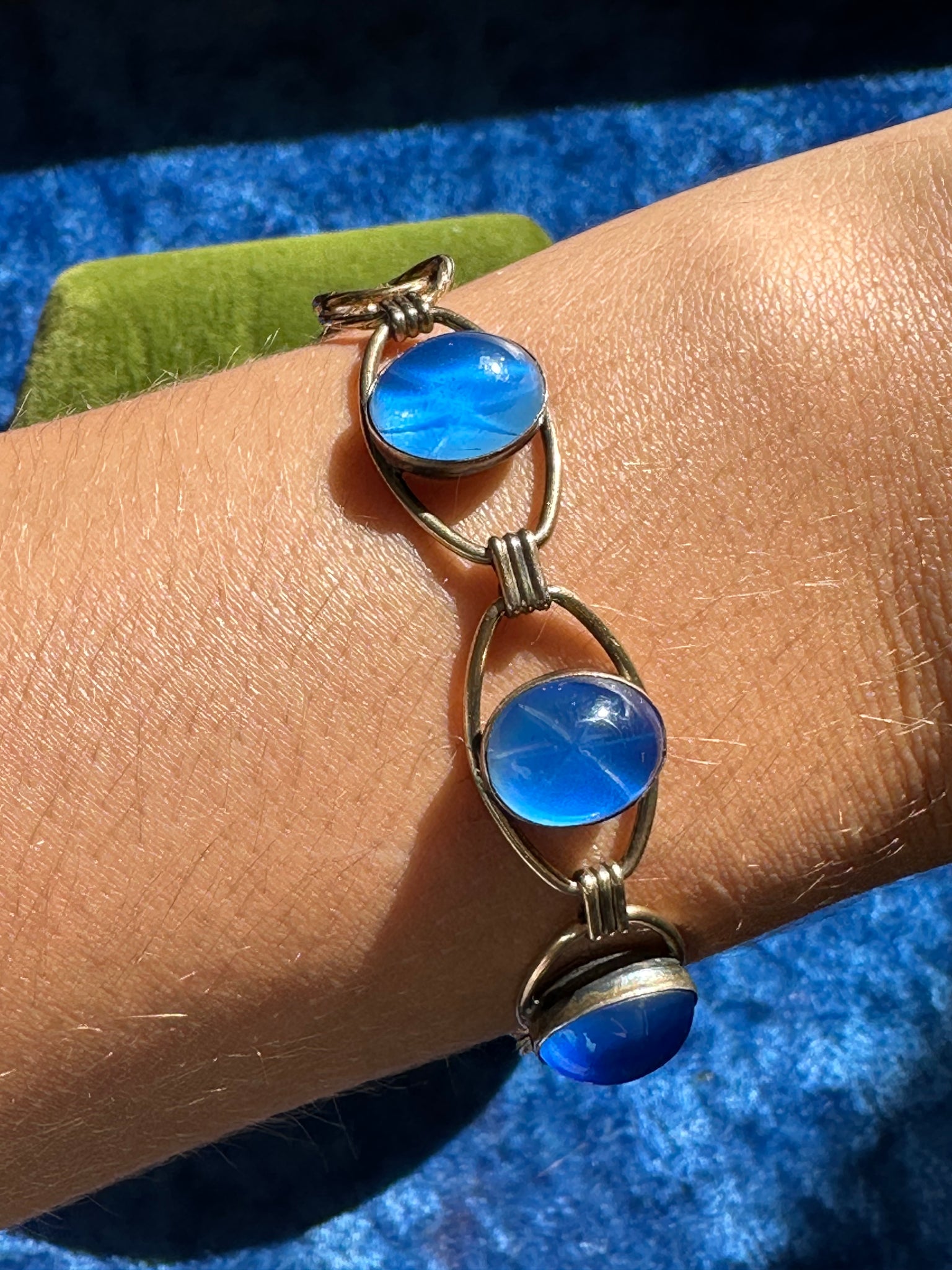 CATS EYE BRACELET
