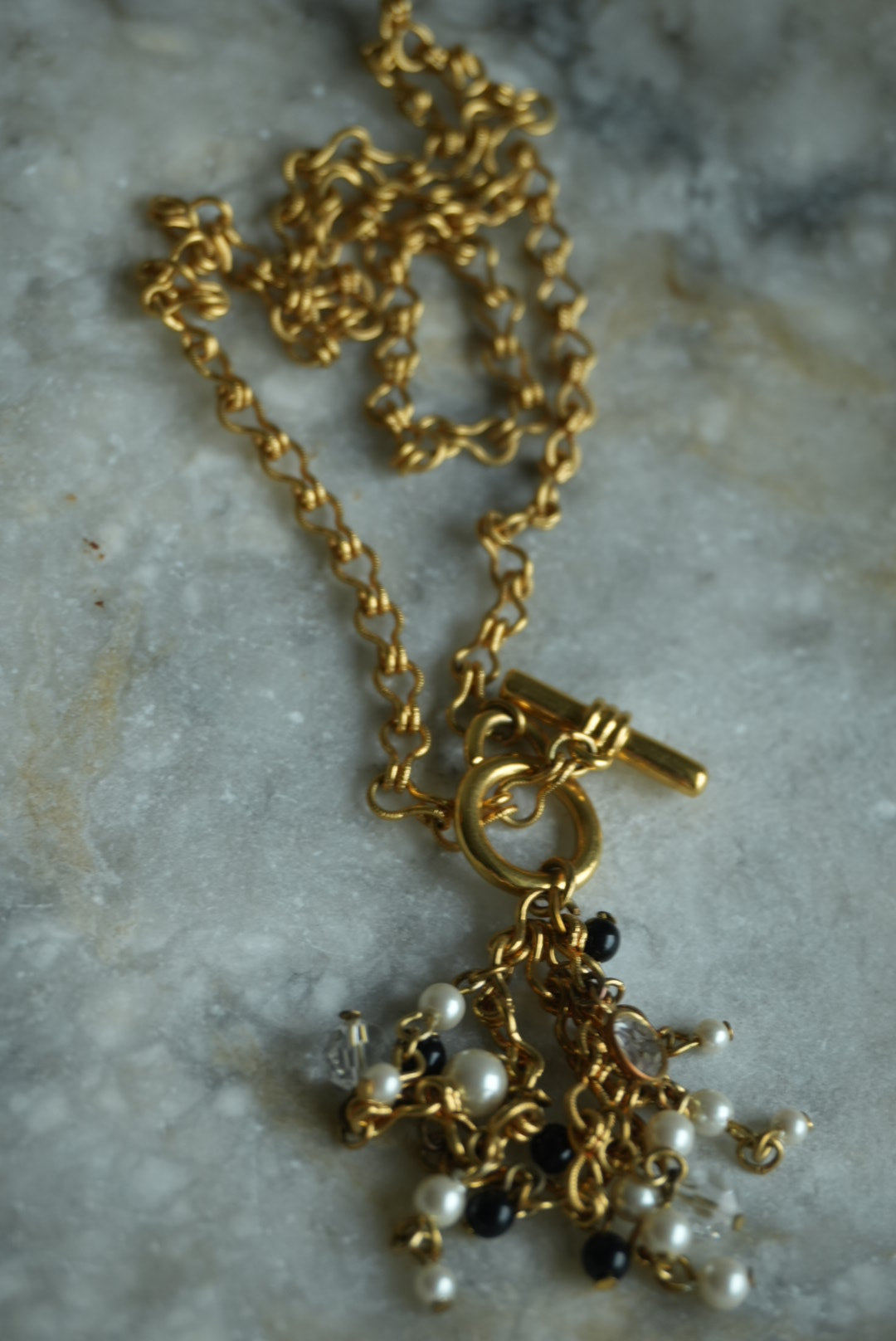 TOGGLE BEADS