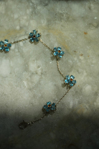 DAISY CHAINS