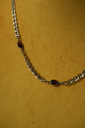 GARNET BEZEL CHAIN