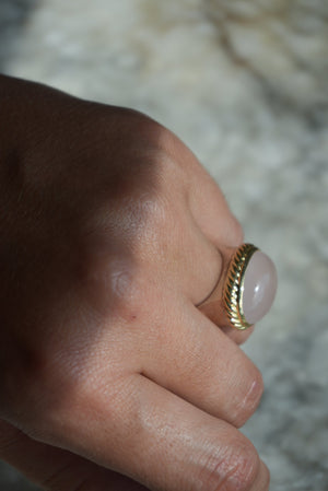 ROSE QUARTZ CABOCHON RING