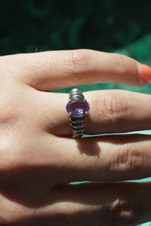 VINTAGE 80s AMETHYST SOFE STEP RING SZ 6