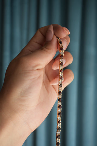 GIVE EM GARNETS