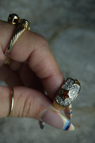STAR STRUCK - VERMEIL BEZEL STAR RING SZ 7