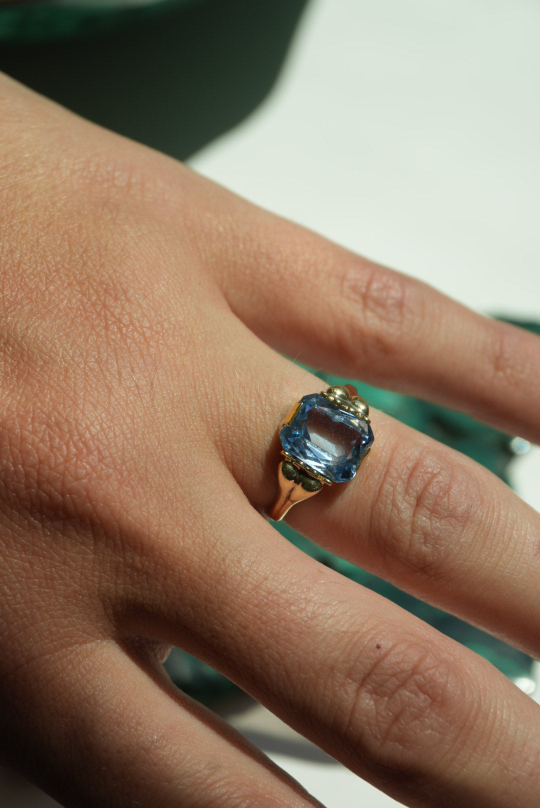 VINTAGE TOPAZ