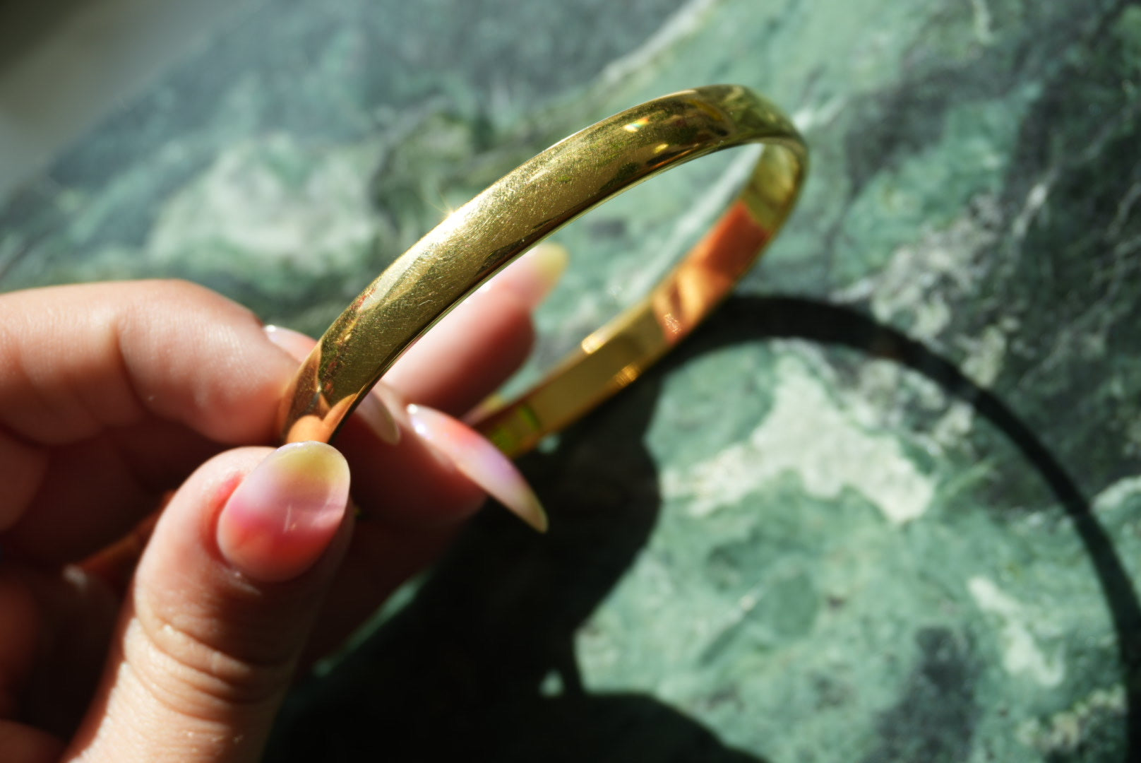 GOLDEN MIRROR BANGLE