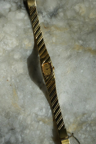 WAVES OF GOLD