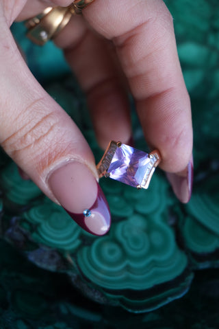 ELIZABETHS RING SZ 6