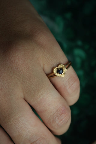 14K SAPPHIRE HEART RING
