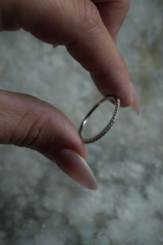 14k White Gold Diamond Band
