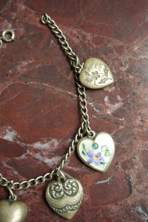 ADAs LOCKET