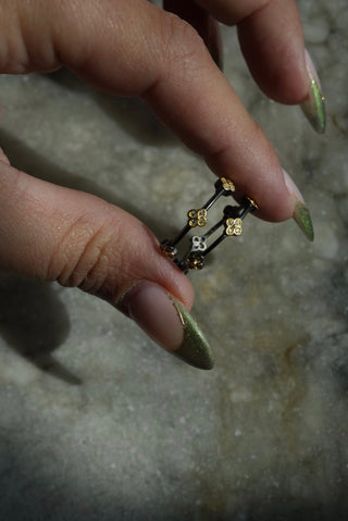 Flower Power - Mixed Metal Station Ring Size 8