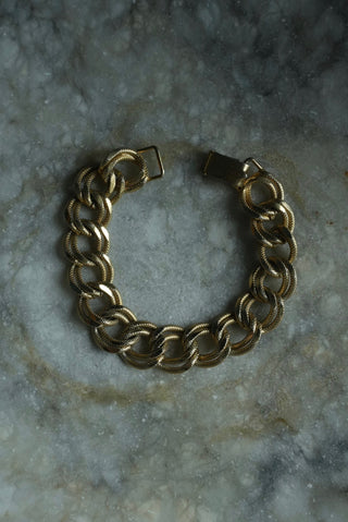 DOUBLE TROUBLE - VINTAGE NAPIER BRACELET