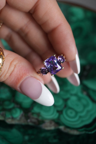 DEEP DARK PURPLE SZ 5