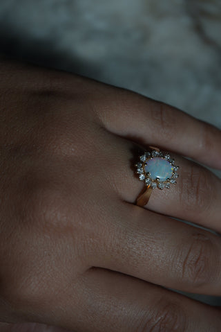14K OPAL & DIAMOND RING