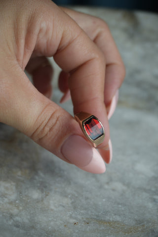 10K BEZEL SET GARNET