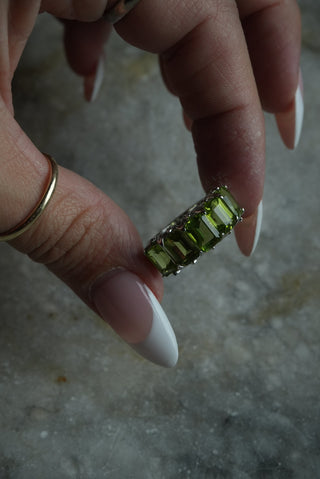 August Quintet - Sterling Peridot Band Size 8