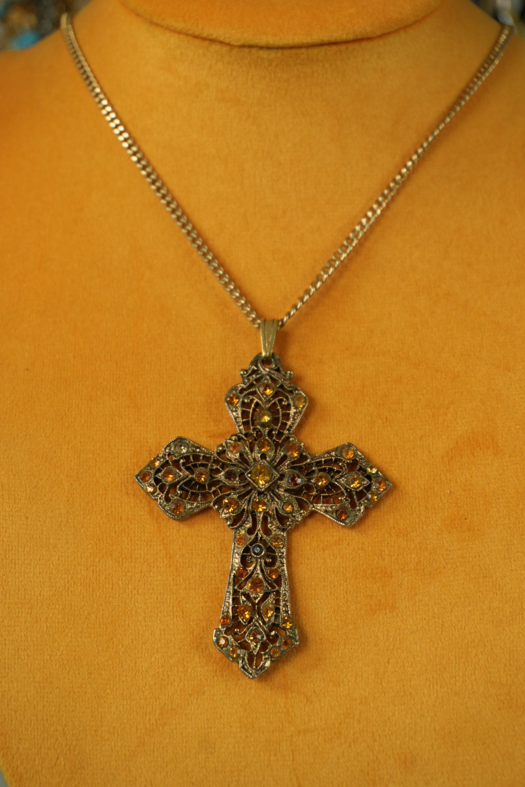 AMBER CROSS