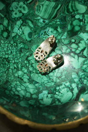 JUXTAPOSED STUDS