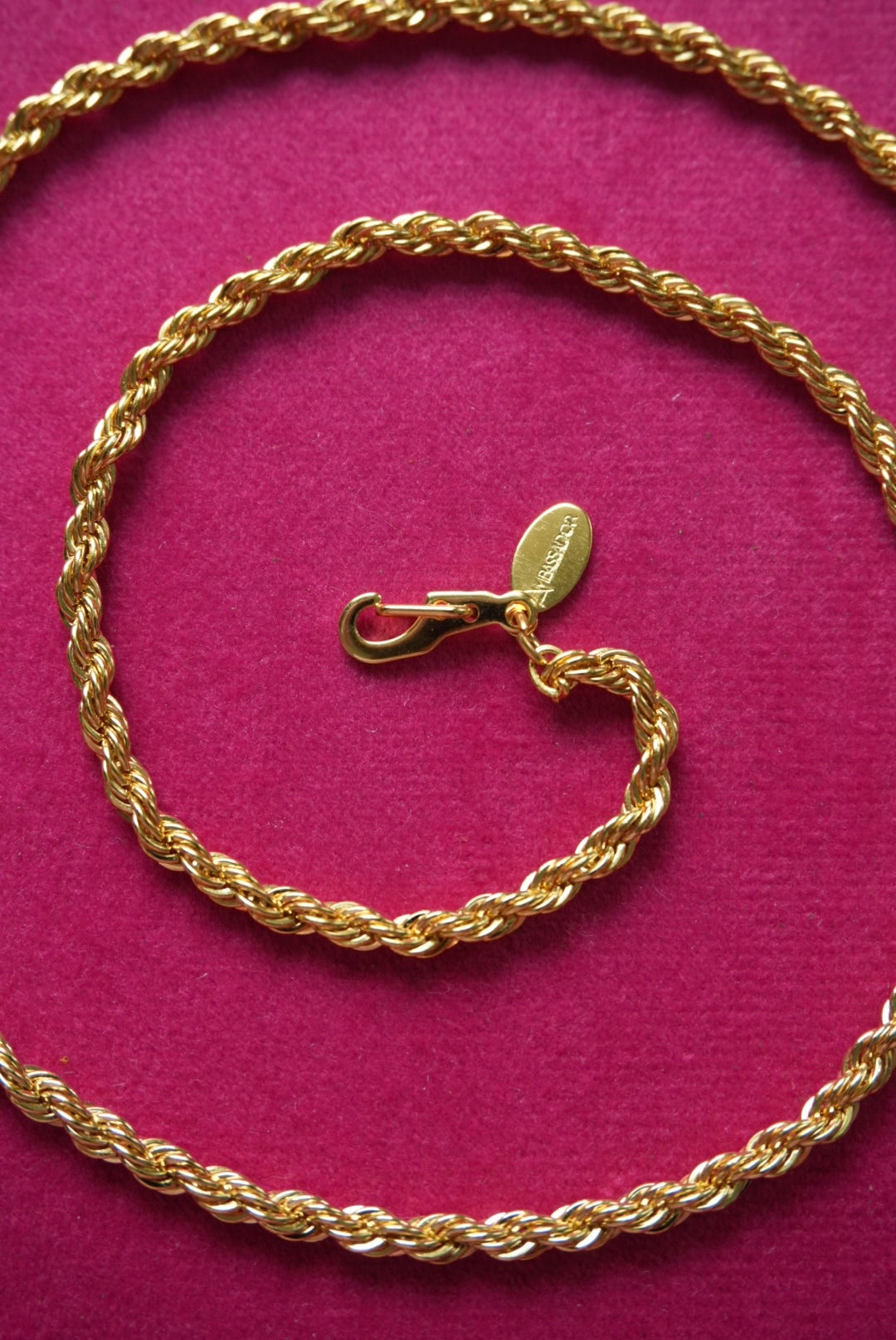 VINTAGE GOLD ROPE CHAIN