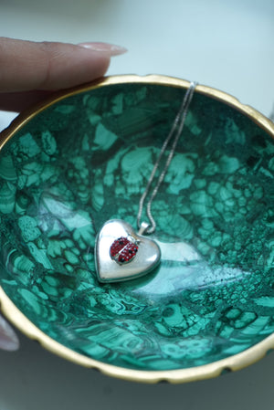 LADY LOCKET