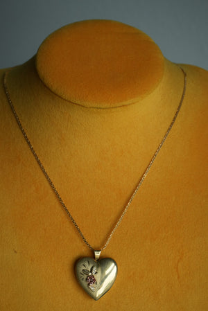 RARE 4 PICURE LOCKET