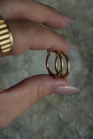 14k Flower Bouquet Hoops