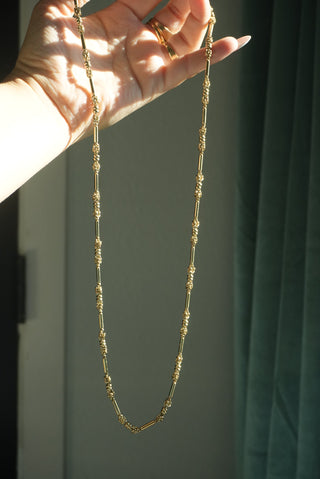 GOLDEN KNOT