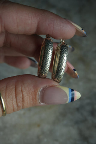 SNAKE AROUND - STERLING BUBBLE HOOP