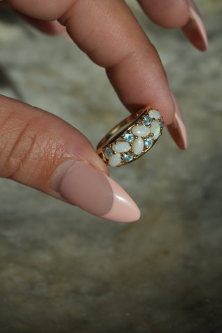 14K OPAL CLUSTER RING
