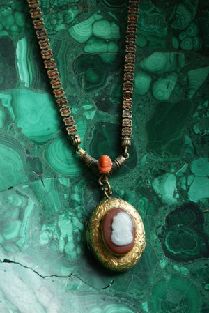 RARE CAMEO LOCKET